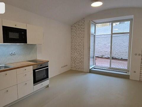 Pronájem bytu 2+kk, Praha - Vršovice, Krymská, 51 m2