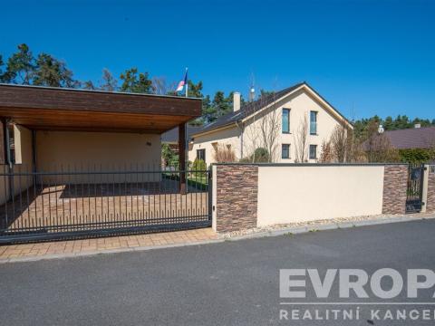 Prodej rodinného domu, Zichovec, 384 m2