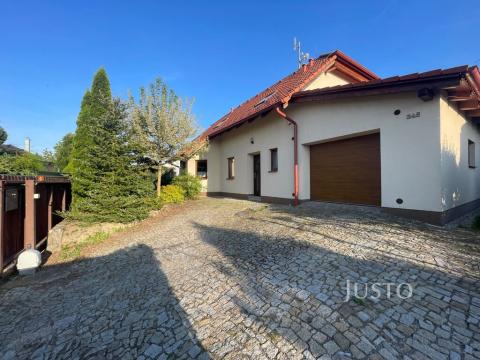 Pronájem rodinného domu, Roudné, Zahradní, 141 m2