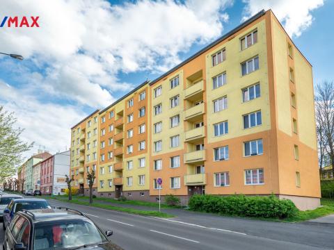 Prodej bytu 1+1, Karlovy Vary - Stará Role, Závodu míru, 38 m2
