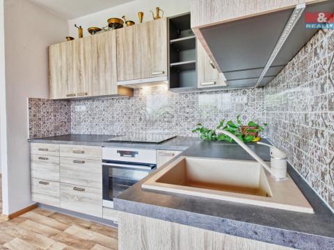 Prodej bytu 2+kk, Ústí nad Labem - Krásné Březno, Obvodová, 48 m2