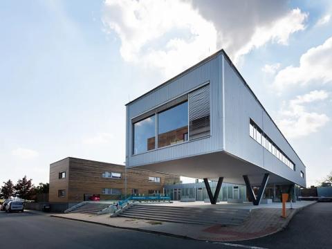 Pronájem kanceláře, Praha - Horní Počernice, Štverákova, 15 m2