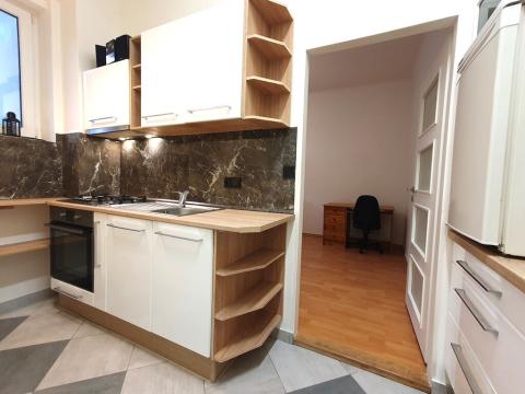 Pronájem bytu 1+kk, Praha - Vinohrady, Slezská, 38 m2