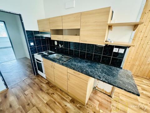 Prodej bytu 2+1, Krupka - Bohosudov, Kollárova, 61 m2