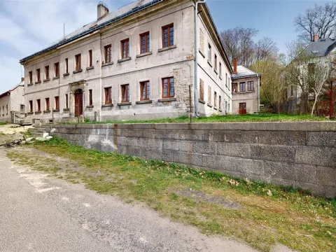 Prodej komerční nemovitosti, Mikulášovice, 1570 m2