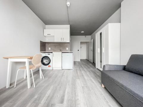 Pronájem bytu 1+kk, Praha - Střížkov, Děčínská, 26 m2