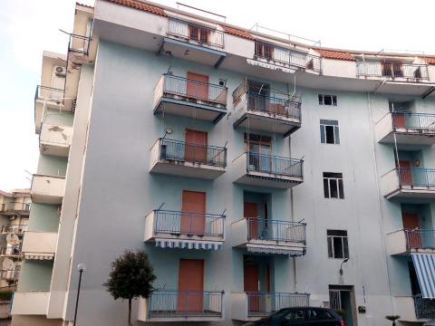 Prodej bytu 2+kk, Scalea, Kalábrie, Itálie, 42 m2