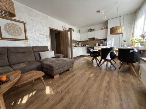 Prodej bytu 2+kk, Pardubice - Zelené Předměstí, nábřeží Závodu míru, 96 m2