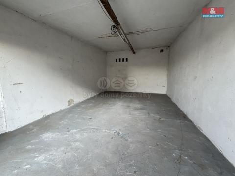 Pronájem garáže, Ostrava, Bořivojova, 26 m2