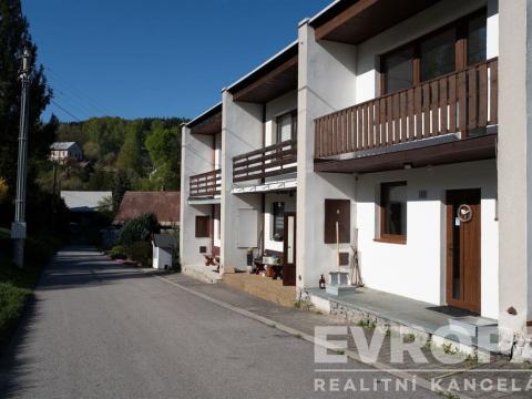Prodej rodinného domu, Benecko - Horní Štěpanice, 245 m2