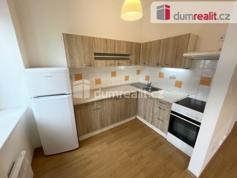 Pronájem bytu 1+kk, Praha - Smíchov, Moulíkova, 29 m2