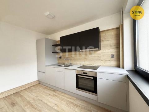 Prodej bytu 2+kk, Žďár nad Sázavou, Nádražní, 37 m2