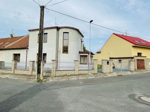 Pronájem rodinného domu, Kladno - Kročehlavy, Dobrovského, 100 m2