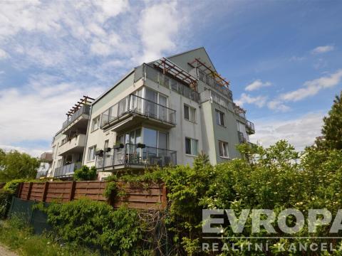 Pronájem bytu 3+kk, Praha - Kbely, Pod Nouzovem, 60 m2