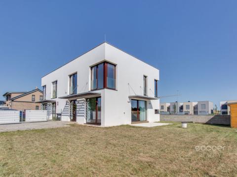 Pronájem rodinného domu, Praha - Horní Počernice, U Zimoviště, 137 m2