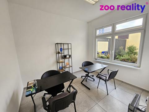 Pronájem obchodního prostoru, Litvínov, Masarykovo nám., 25 m2