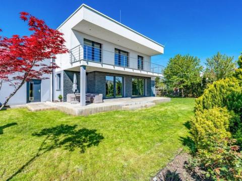 Prodej rodinného domu, Praha - Březiněves, Vlaštovčí, 242 m2