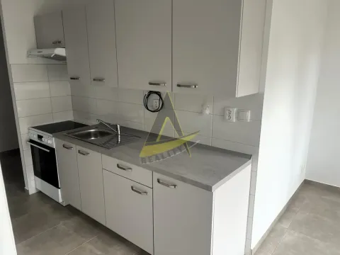 Pronájem bytu 3+1, Kaplice, Na Vyhlídce, 70 m2