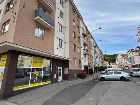 Pronájem bytu 2+1, Ústí nad Labem, Velká Hradební, 60 m2
