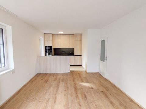 Pronájem bytu 3+kk, Praha - Strašnice, Štěchovická, 77 m2
