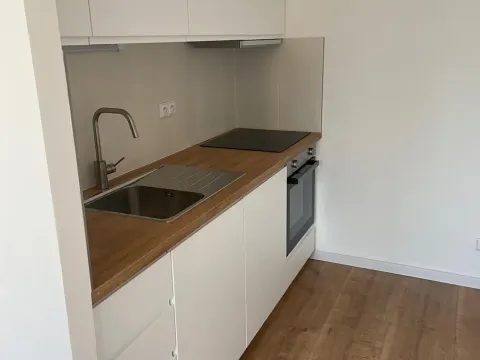 Prodej bytu 2+kk, Praha - Kobylisy, Jelínkova, 36 m2