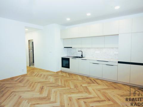 Pronájem bytu 2+kk, Znojmo, Pražákova, 46 m2