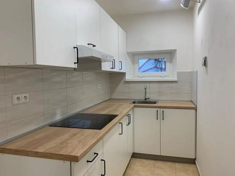 Pronájem bytu 2+1, Dobříš, Dukelské náměstí, 46 m2