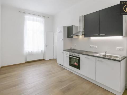 Pronájem bytu 2+kk, Praha - Bubeneč, Korunovační, 50 m2