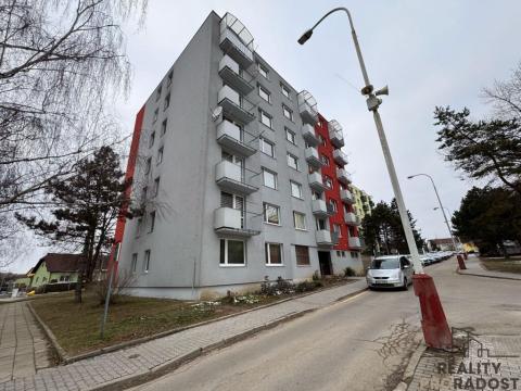 Pronájem bytu 1+1, Moravský Krumlov, Sídliště, 37 m2