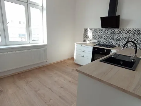 Pronájem bytu 2+1, Teplice, U Nových lázní, 70 m2