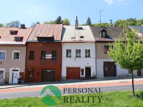 Prodej rodinného domu, Jáchymov, náměstí Republiky, 138 m2