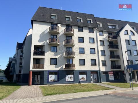 Pronájem obchodního prostoru, Nymburk, Dlabačova, 112 m2