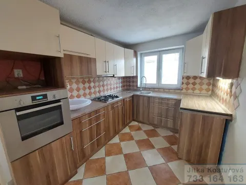 Pronájem bytu 2+1, Krnov - Pod Bezručovým vrchem, Mánesova, 55 m2