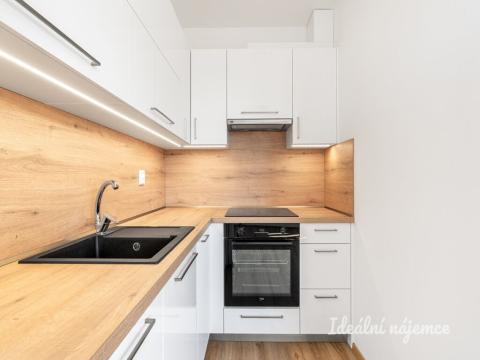 Pronájem bytu 2+kk, Praha - Sobín, Želetická, 45 m2