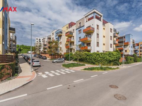 Prodej bytu 2+kk, Praha - Hostivař, Rychtáře Petříka, 48 m2