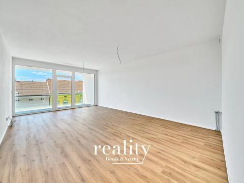 Prodej bytu 4+kk, Znojmo, Jarošova, 110 m2