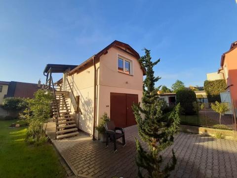 Pronájem bytu 1+1, Plzeň, K Rozhraní, 38 m2