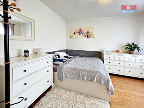 Pronájem bytu 2+1, Praha - Vokovice, Africká, 52 m2