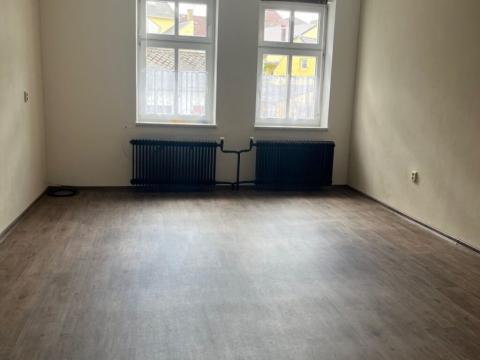 Pronájem bytu 2+kk, Planá, Tylova, 42 m2