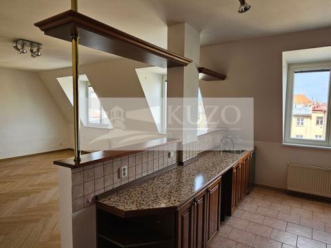 Pronájem bytu 2+kk, Praha, Ladova, 73 m2