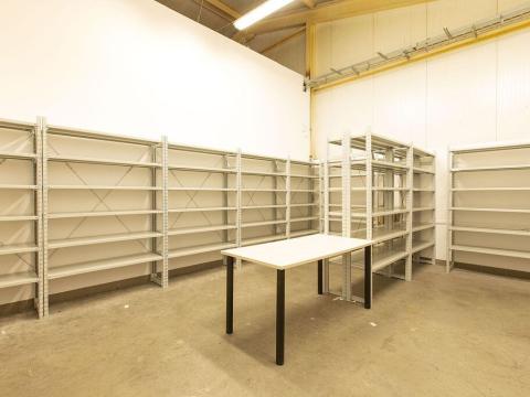 Pronájem skladu, Pardubice - Zelené Předměstí, S. K. Neumanna, 32 m2