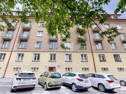Prodej bytu 2+1, Praha - Vokovice, Kladenská, 55 m2
