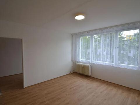 Pronájem bytu 3+kk, Praha - Prosek, Bohušovická, 67 m2