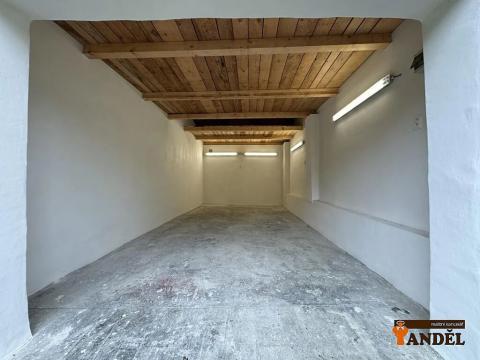 Pronájem garáže, Havířov, U Stromovky, 22 m2