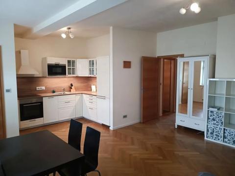 Pronájem bytu 2+kk, Praha - Smíchov, Holečkova, 58 m2