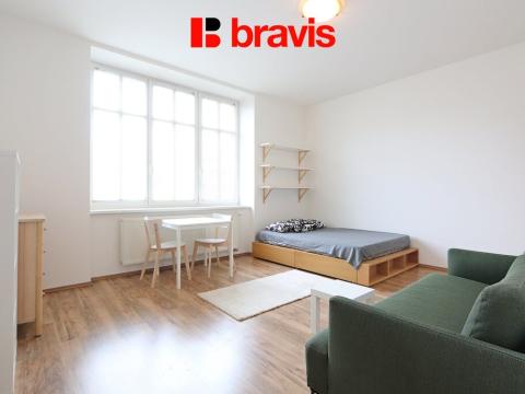 Pronájem bytu 1+kk, Brno, Kunzova, 35 m2