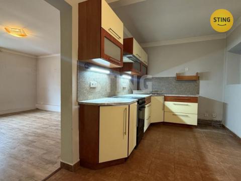 Pronájem bytu 3+1, Rýmařov, třída Hrdinů, 80 m2