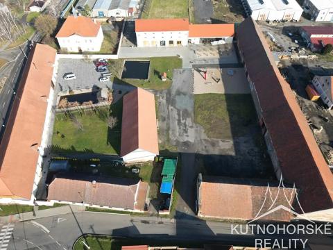 Pronájem skladu, Hlízov, 1500 m2