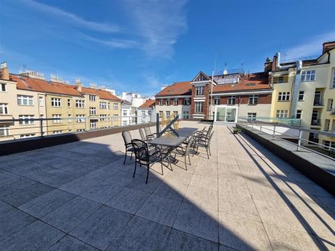 Pronájem kanceláře, Praha - Vinohrady, Slezská, 144 m2
