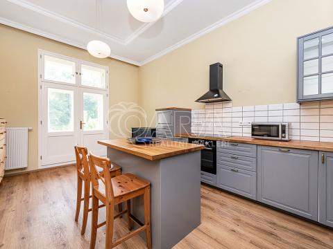 Pronájem bytu 3+1, Praha - Vinohrady, Vinohradská, 102 m2